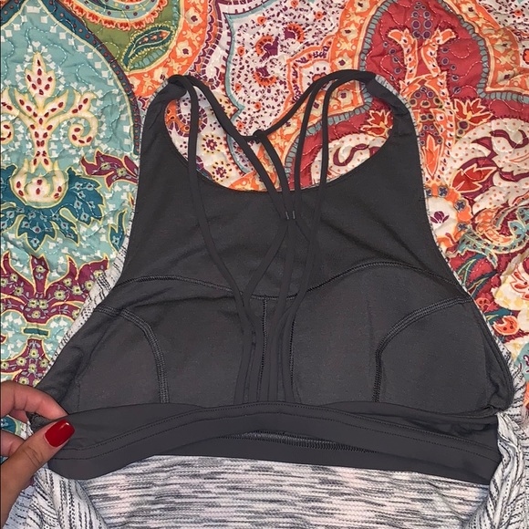 Lululemon tank - Picture 3 of 5